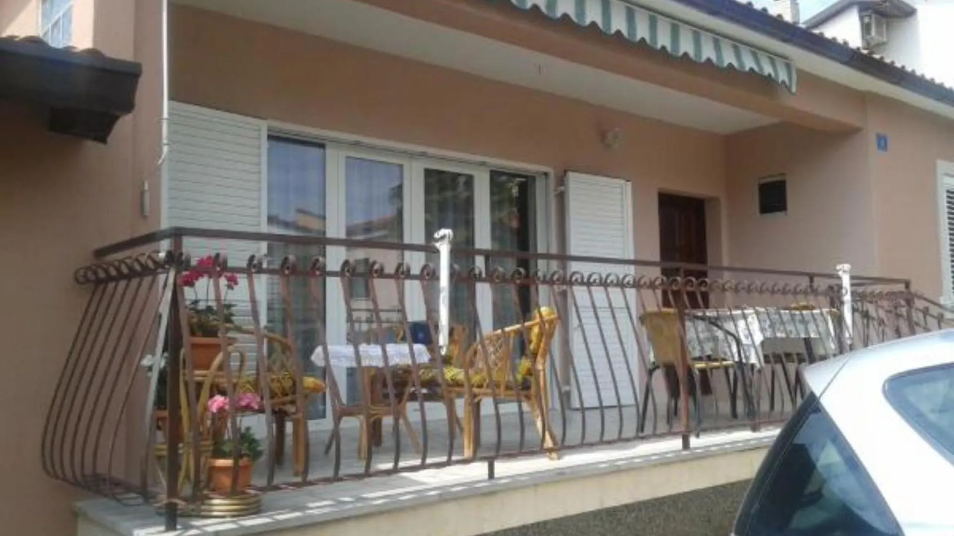 Apartments Stefanija location